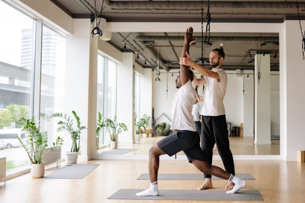 Assurances pour coach sportif : Musculation, Yoga et Équitation